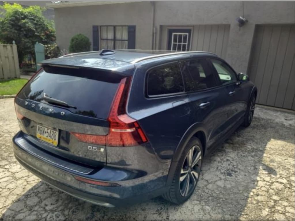 Used 2023 Volvo V60 Cross Country B5 Plus Wagon