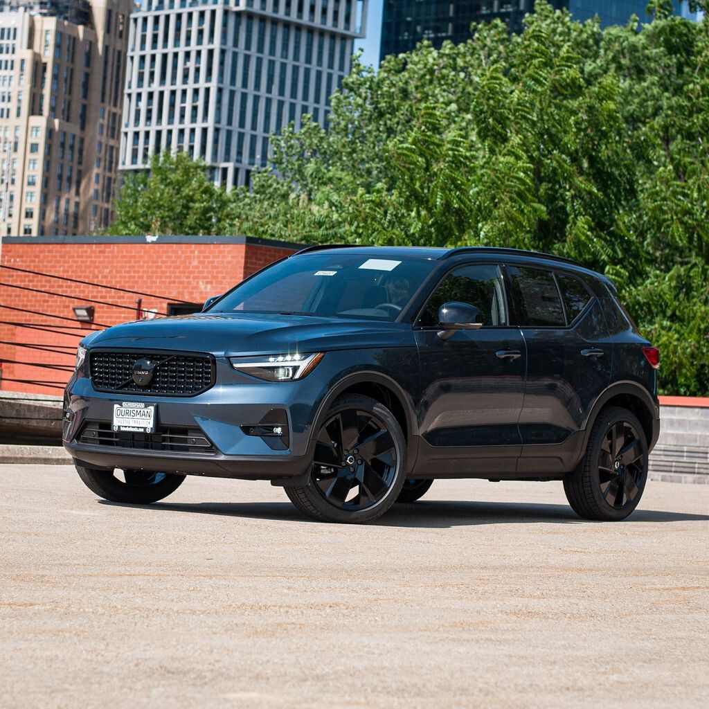 New 2026 Volvo XC40 B5 Ultra Black Edition SUV