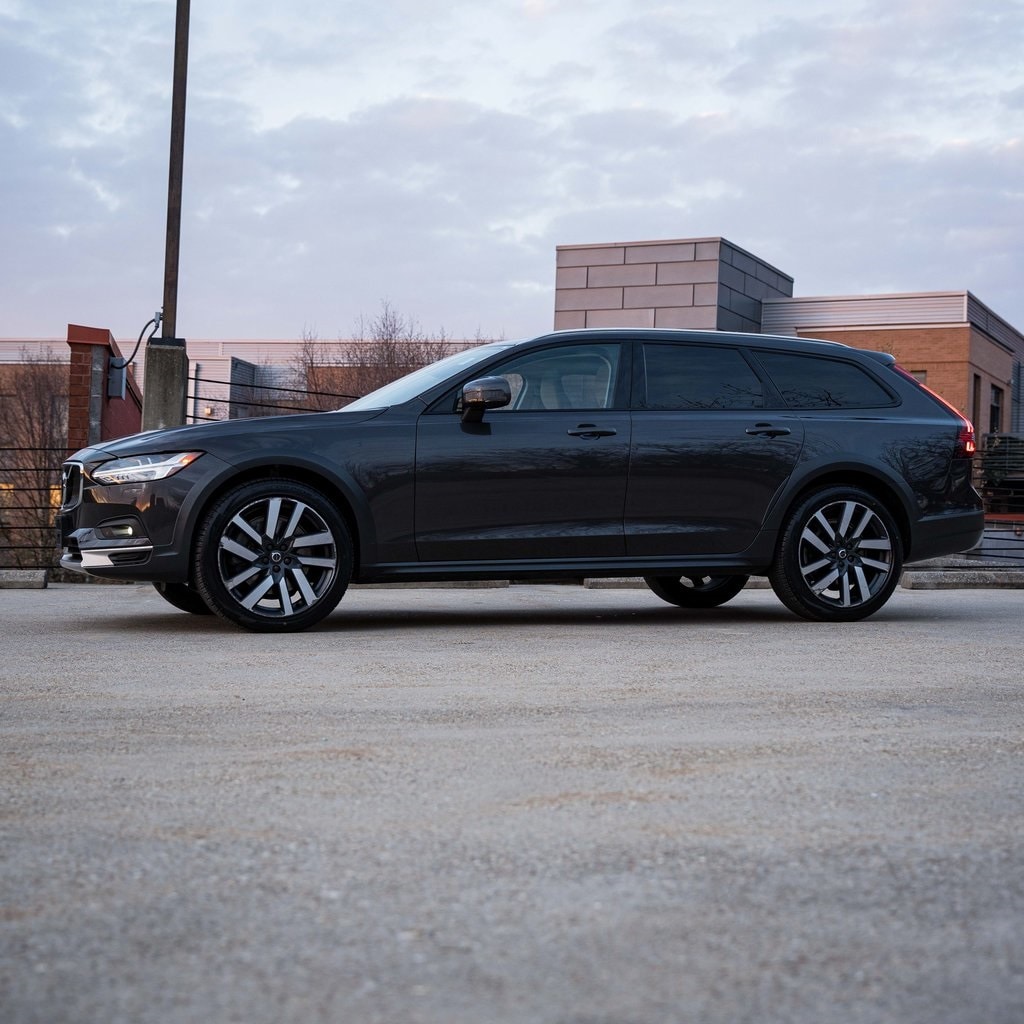 Used 2021 Volvo V90 Cross Country T6 AWD Wagon
