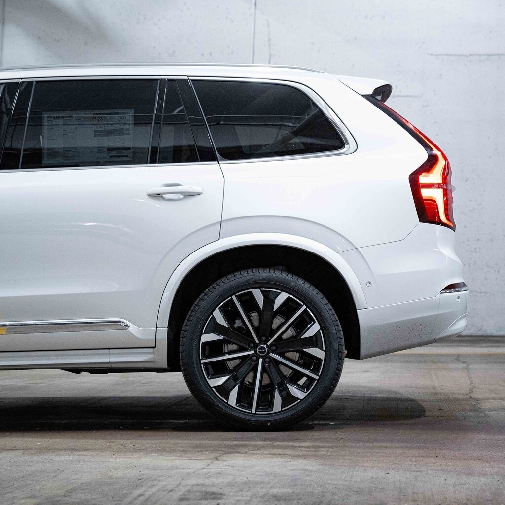 New 2026 Volvo XC90 B6 Plus 6-Seater SUV