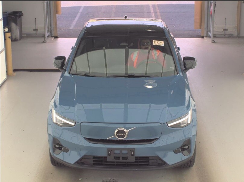 2024 Volvo C40 Recharge photo 3