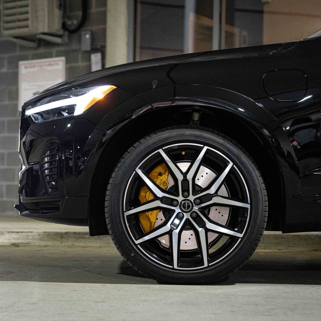 New 2026 Volvo XC60 plug-in hybrid T8 Polestar Engineered SUV