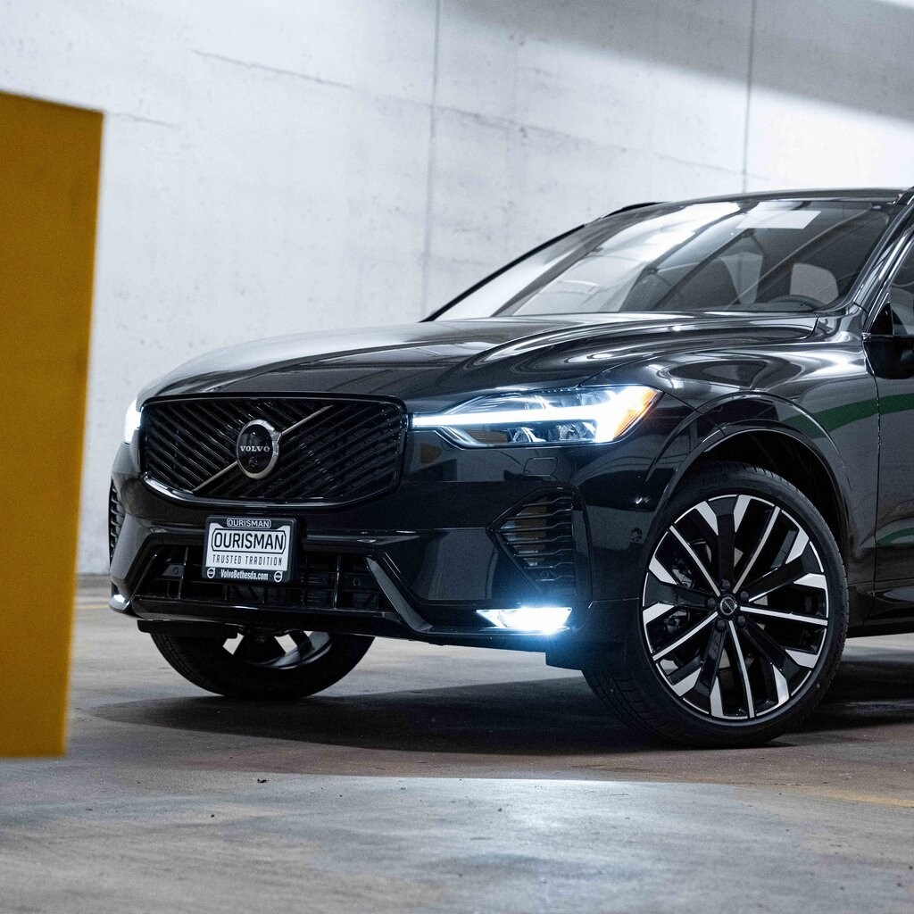 New 2026 Volvo XC60 B5 Ultra SUV