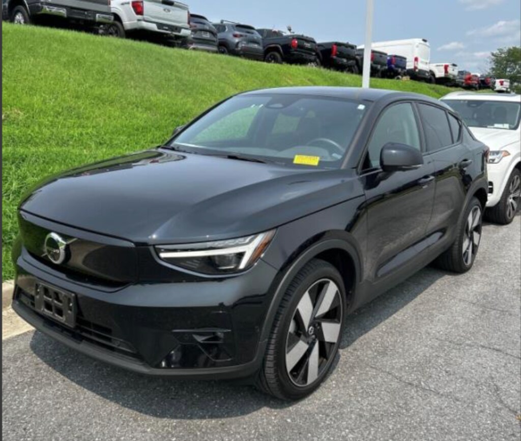 Used 2024 Volvo C40 Recharge Pure Electric Ultimate SUV