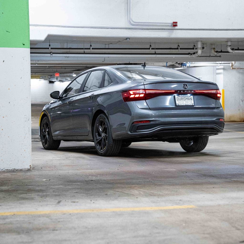 2026 Volkswagen Jetta SE - Photo 5