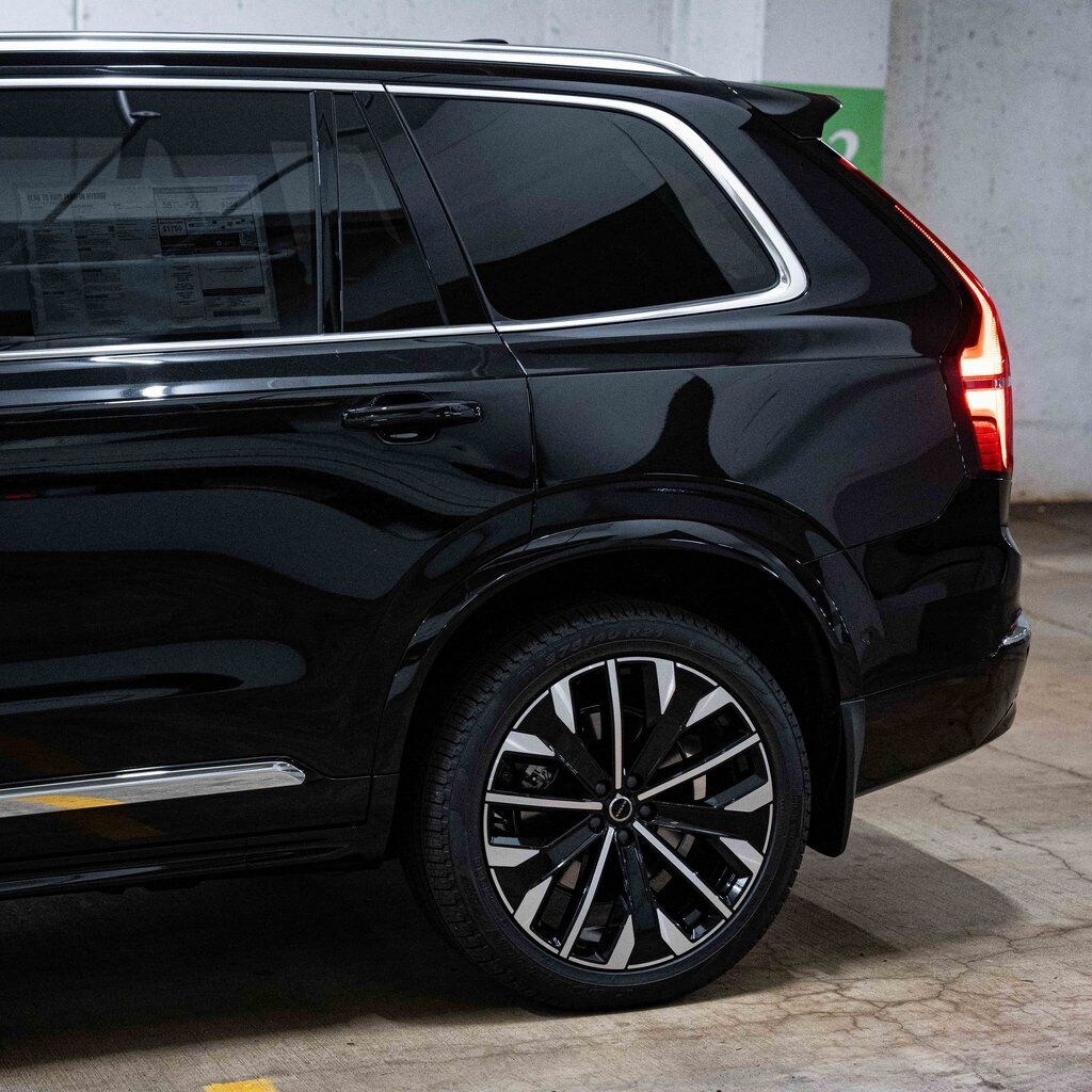 New 2026 Volvo XC90 plug-in hybrid T8 Plus 6-Seater SUV