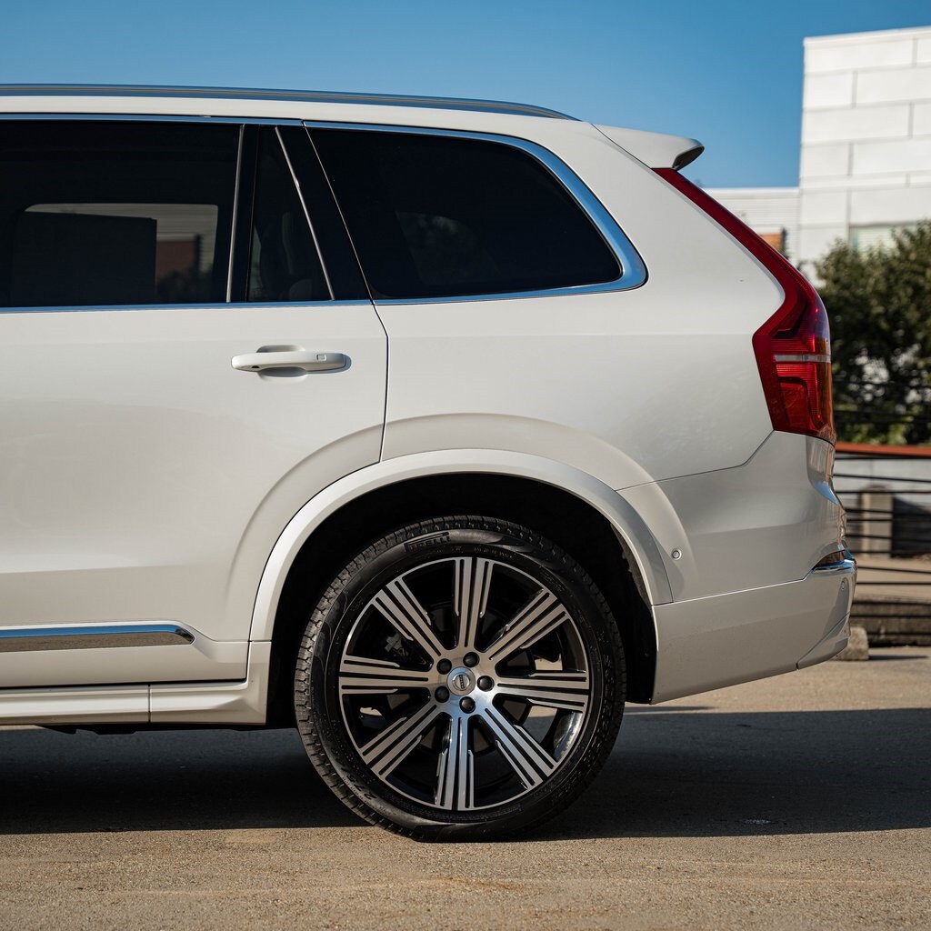 2024 Volvo XC90 Plus photo 4