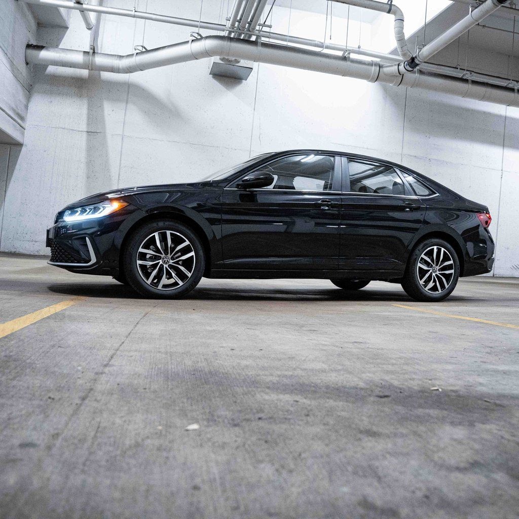 New 2026 Volkswagen Jetta 1.5T SE Sedan