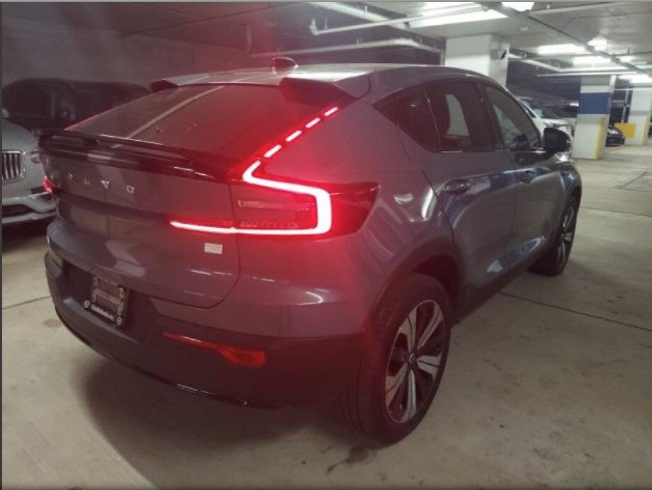 2023 Volvo C40 Recharge Plus photo 3