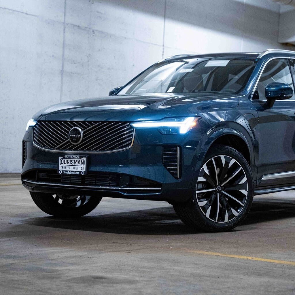 New 2026 Volvo XC90 plug-in hybrid T8 Ultra 7-Seater SUV