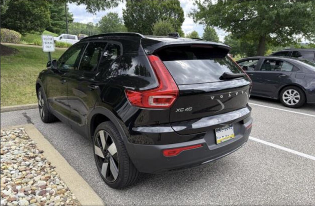 Used 2023 Volvo XC40 Recharge Pure Electric Ultimate SUV