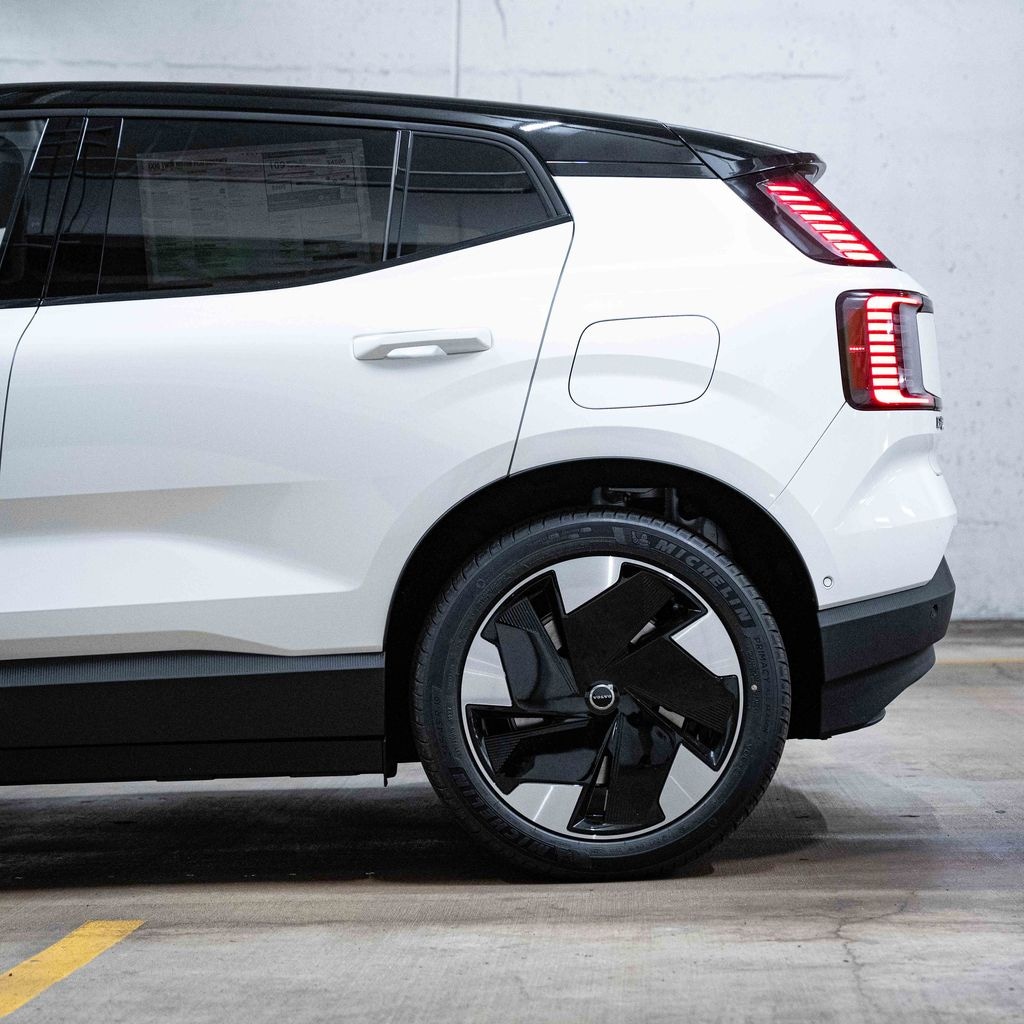 New 2026 Volvo EX30 Twin Motor Ultra SUV