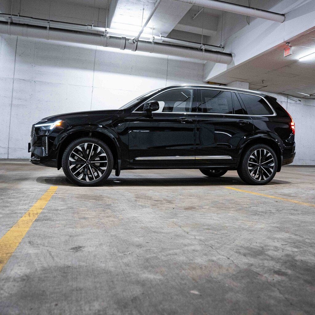 New 2026 Volvo XC90 plug-in hybrid T8 Plus 6-Seater SUV