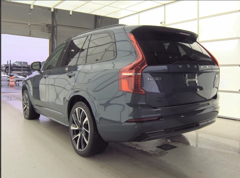2023 Volvo XC90 Recharge Ultimate photo 3
