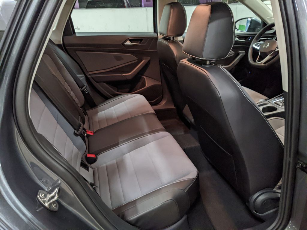 2026 Volkswagen Jetta SE - Photo 26