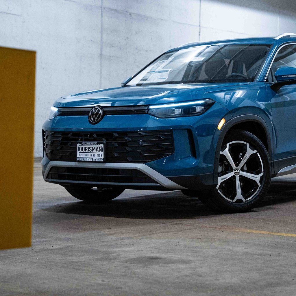 New 2026 Volkswagen Tiguan 2.0T SE SUV