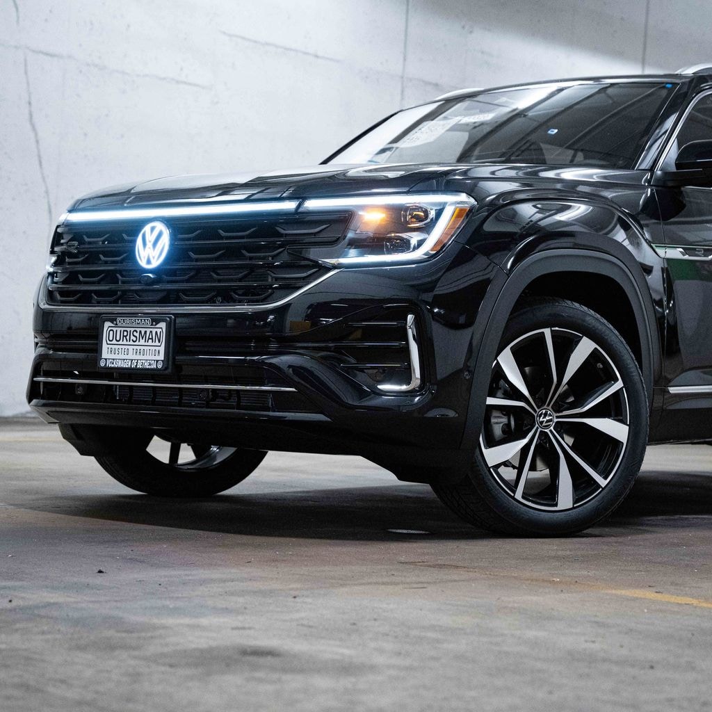 New 2026 Volkswagen Atlas 2.0T SEL Premium R-Line SUV
