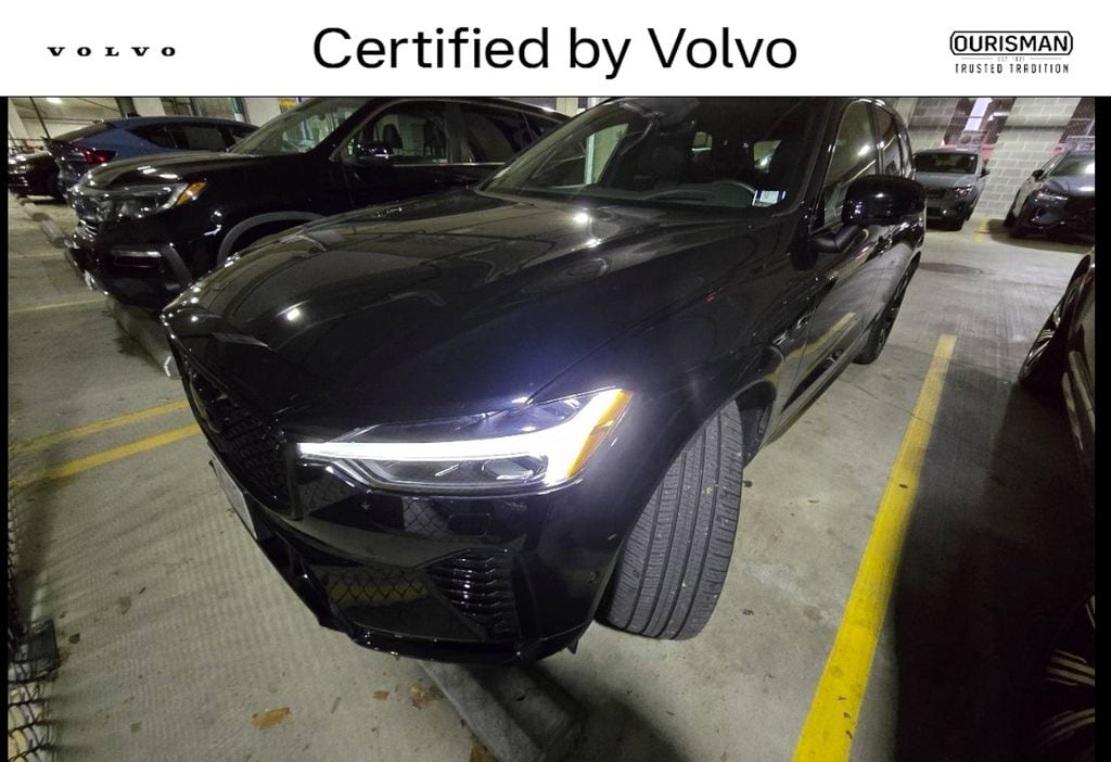2024 Volvo XC60 T8 Ultimate Black Edition Theme AWD's photo