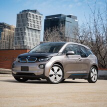 2014 BMW i3 w/ Range Extender With Range Extender Sedan