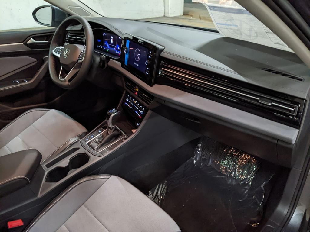 2026 Volkswagen Jetta SE - Photo 23