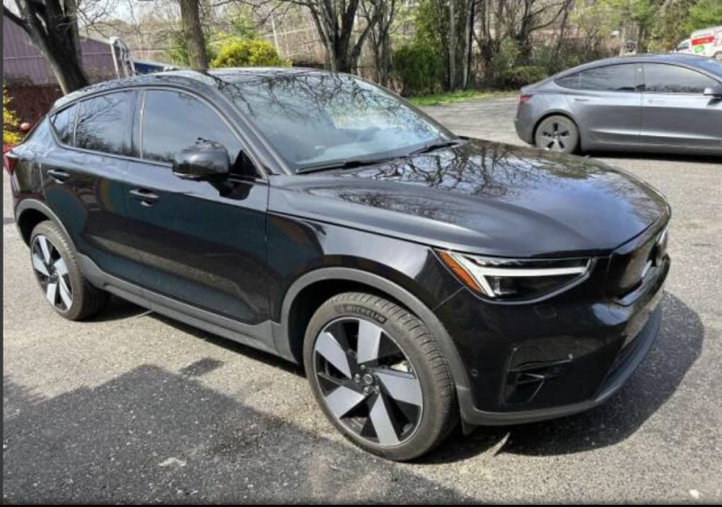 Used 2023 Volvo C40 Ultimate with VIN YV4ED3GM3P2048530 for sale in Bethesda, MD