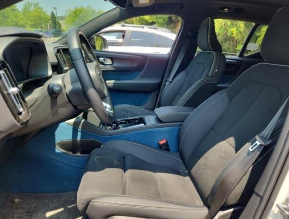 Used 2023 Volvo XC40 Ultimate with VIN YV4ED3UM3P2054705 for sale in Bethesda, MD