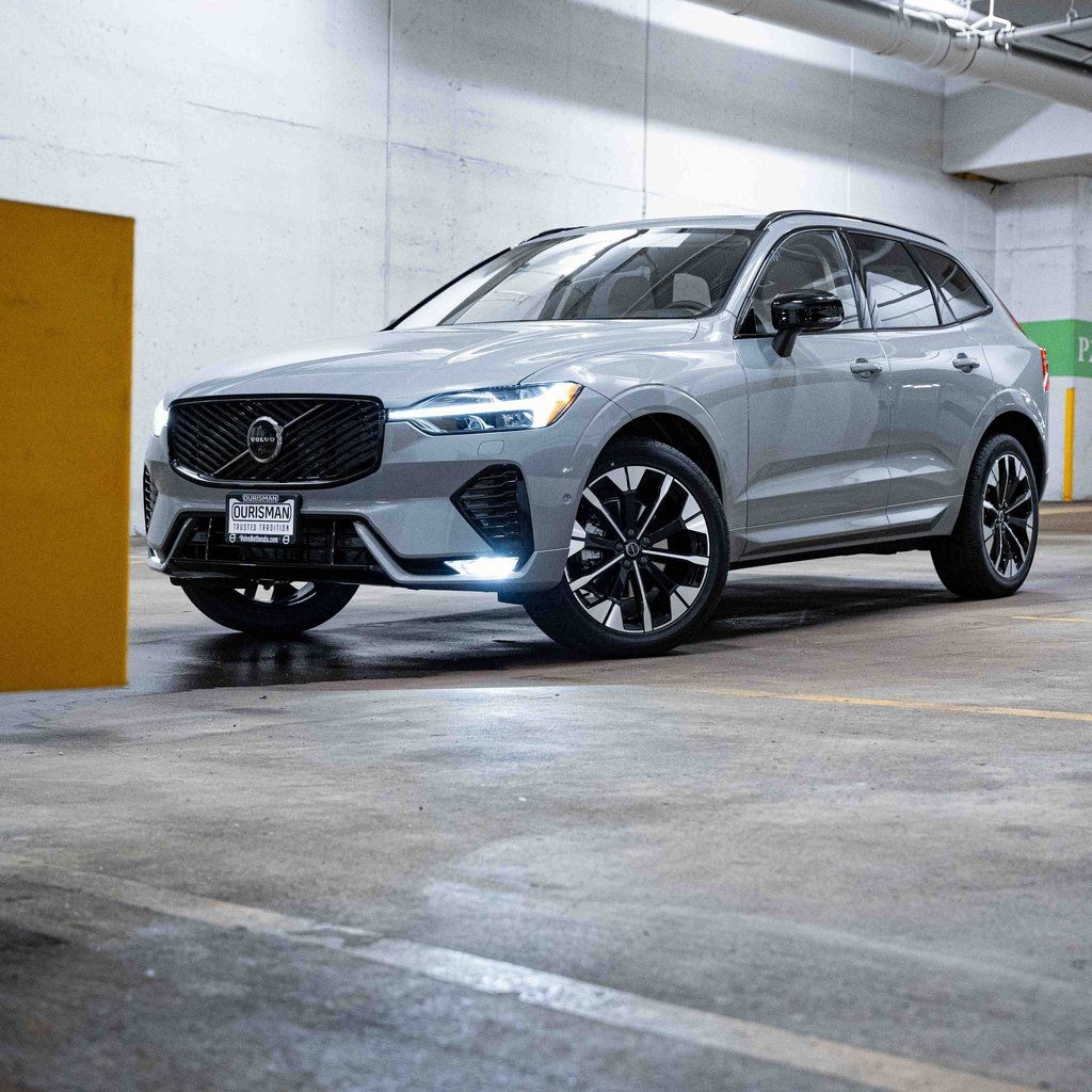 New 2026 Volvo XC60 B5 Ultra SUV