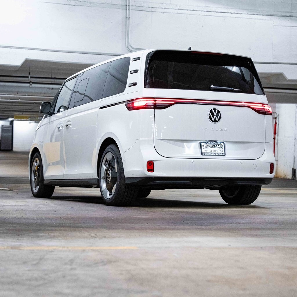 2025 Volkswagen ID. Buzz PRO S