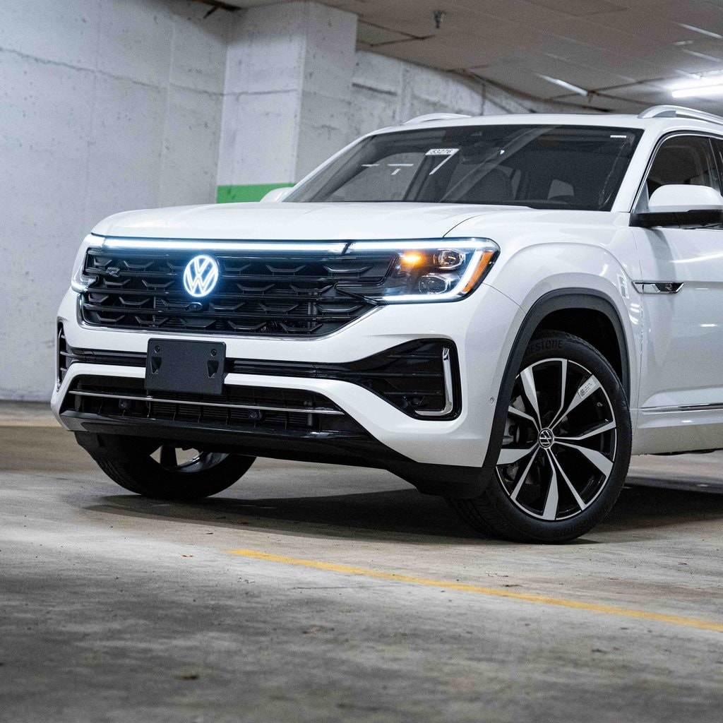 New 2026 Volkswagen Atlas 2.0T SEL Premium R-Line SUV