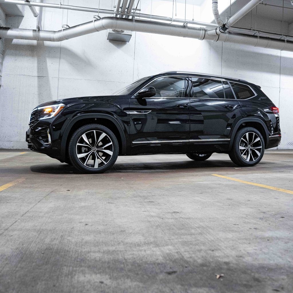 New 2026 Volkswagen Atlas 2.0T SEL Premium R-Line SUV