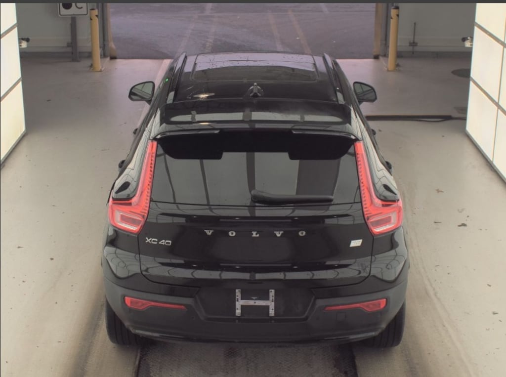 Used 2023 Volvo XC40 Recharge Pure Electric Ultimate SUV