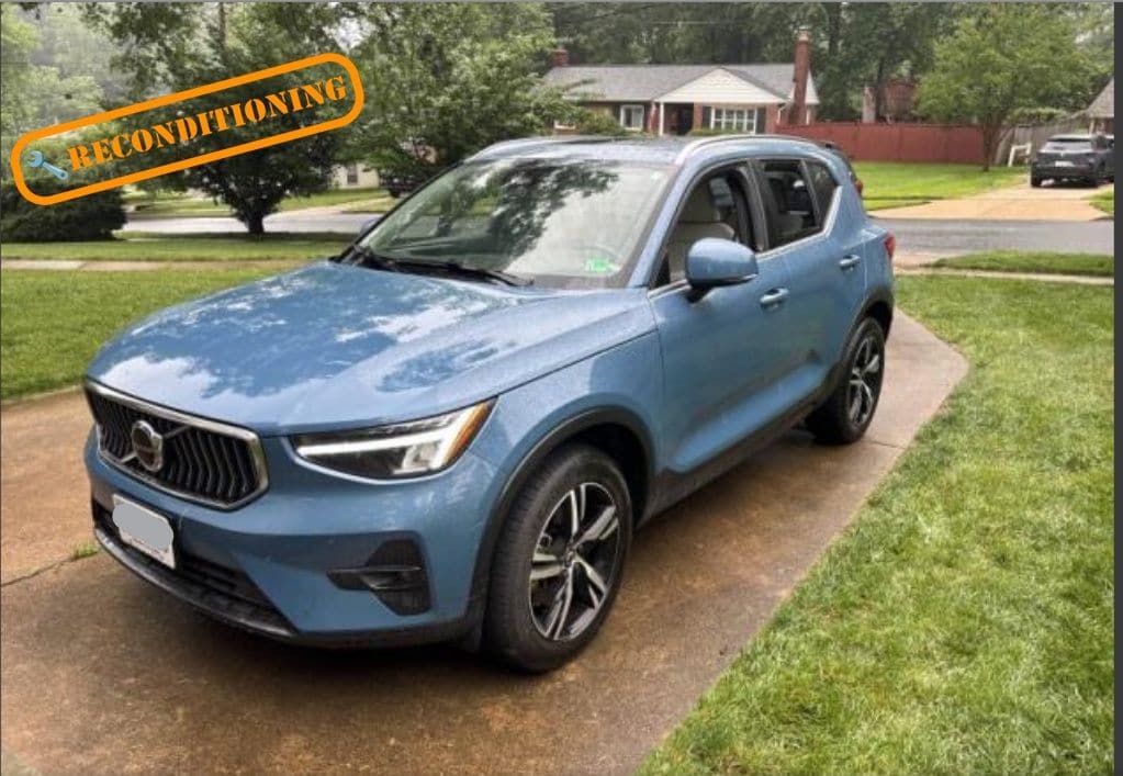 2023 Volvo XC40 B5 Plus Bright AWD's photo