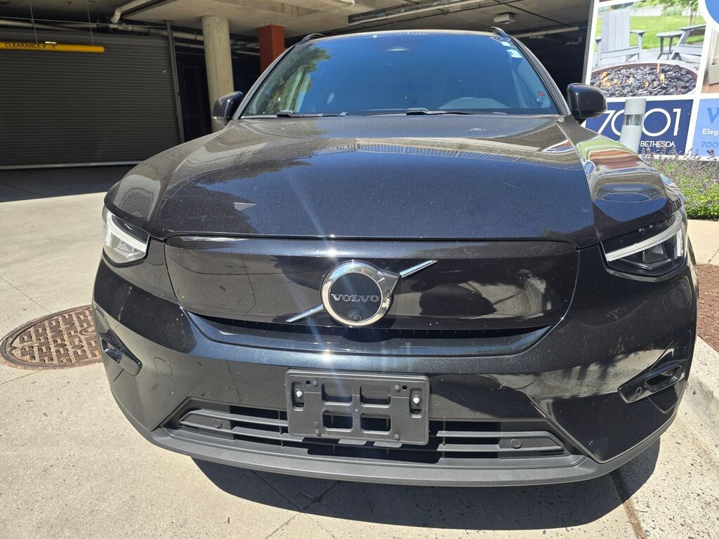 Certified 2023 Volvo XC40 Recharge Pure Electric Twin Plus SUV