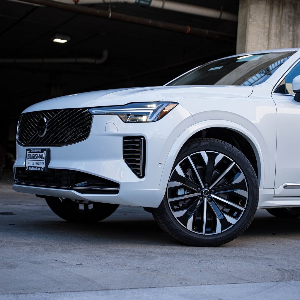 New 2026 Volvo XC90 B6 Ultra 6-Seater SUV