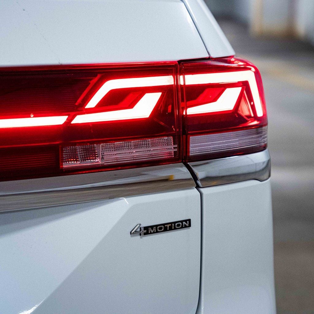 2026 Volkswagen Atlas SEL Premium R-Line - Photo 6