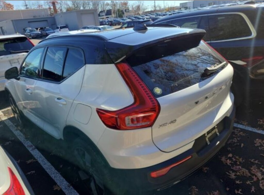 Used 2023 Volvo XC40 Recharge Pure Electric Ultimate SUV