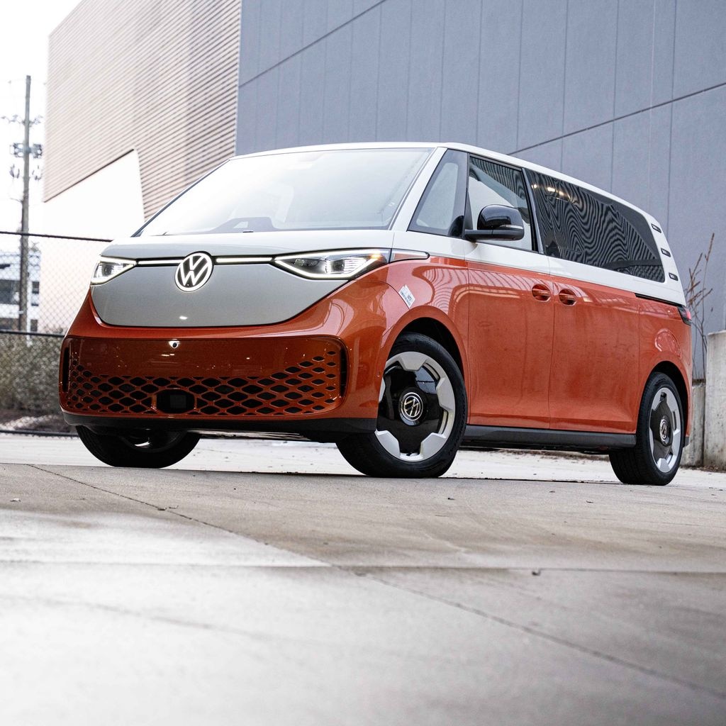 New 2025 Volkswagen ID. Buzz Pro S Plus Van 4MOTION