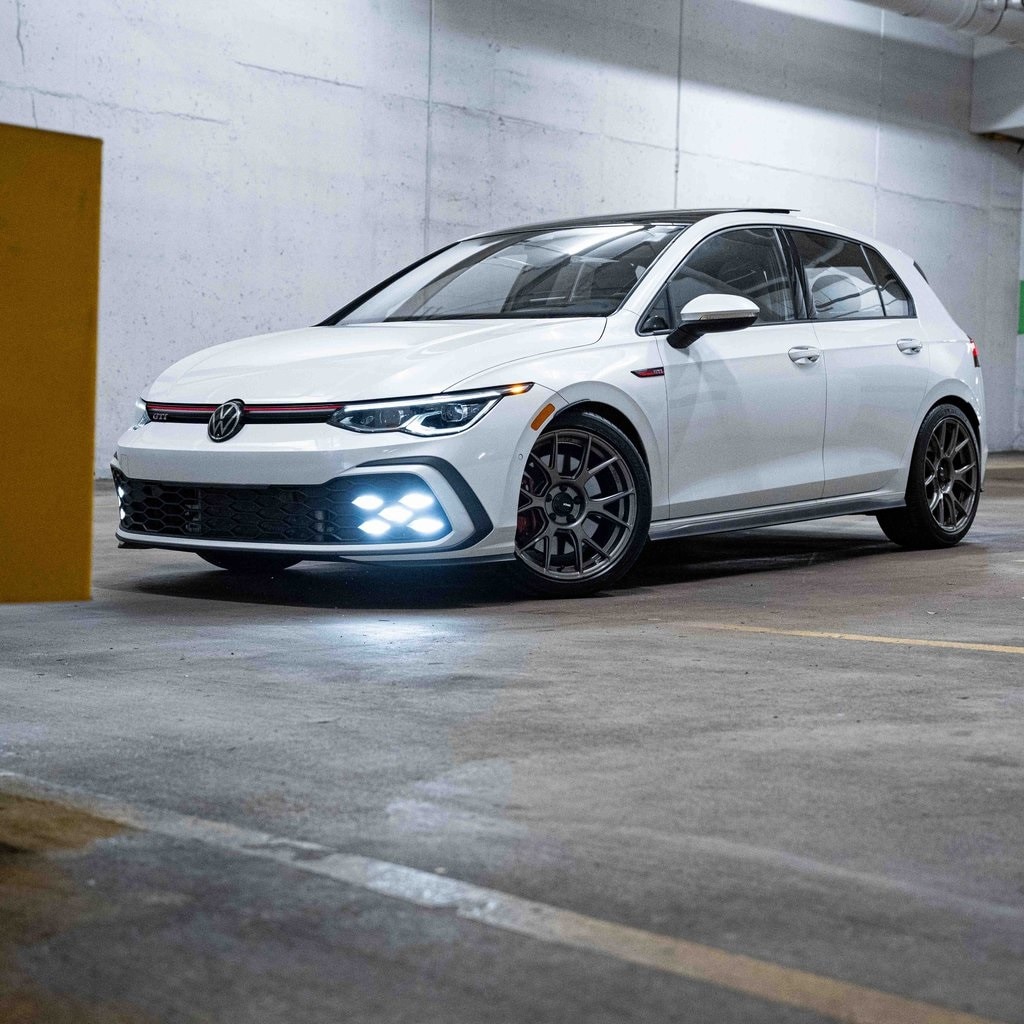 2022 Volkswagen Golf GTI Autobahn's photo