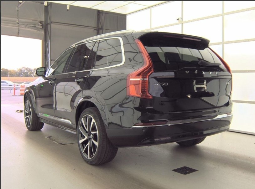 2024 Volvo XC90 Plus photo 4