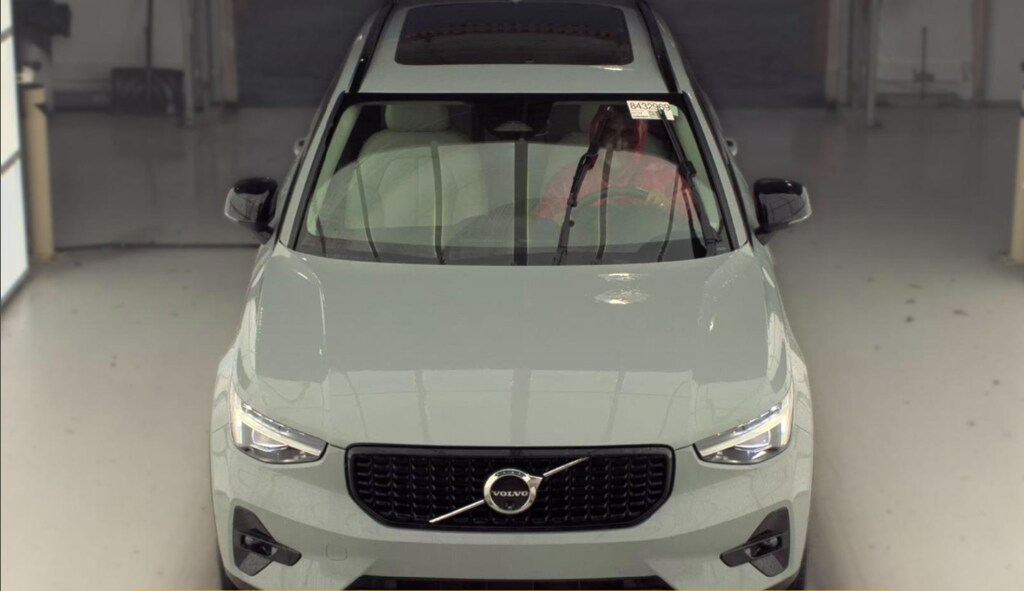 Certified 2024 Volvo XC40 B5 Plus Dark Theme SUV