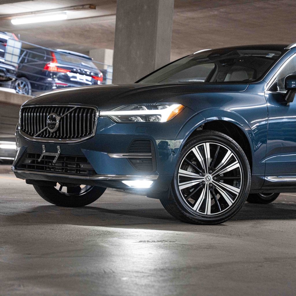 Used 2023 Volvo XC60 B5 Plus Bright Theme SUV