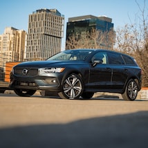 2023 Volvo V60 Cross Country B5 Plus Wagon