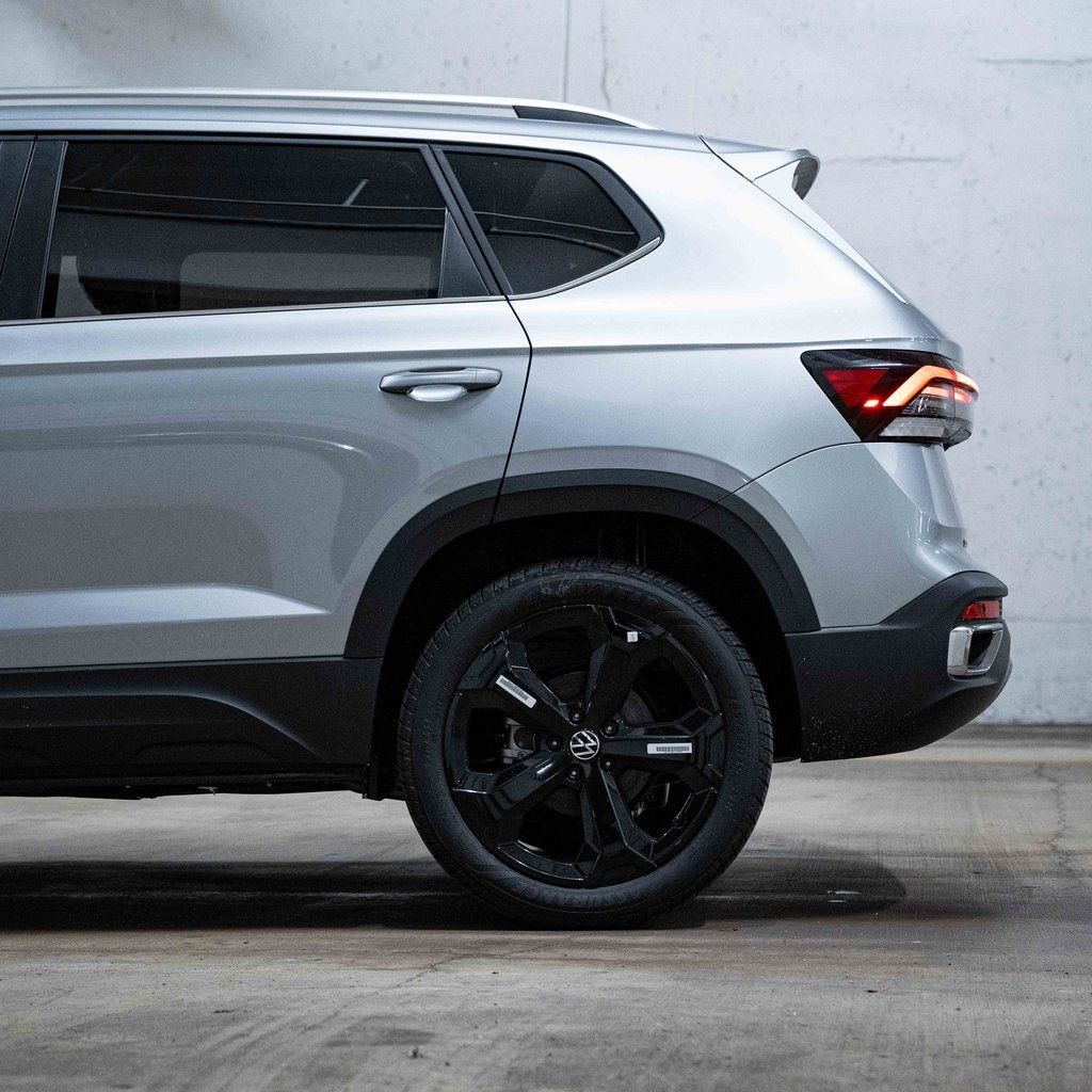 New 2026 Volkswagen Taos 1.5T SEL SUV