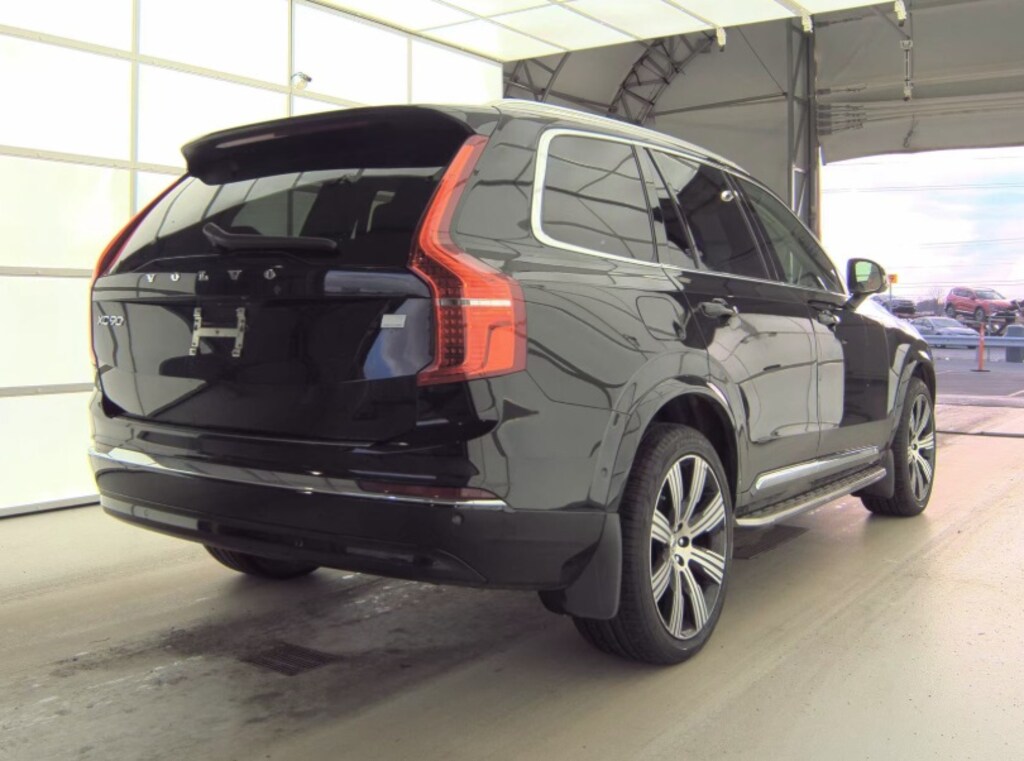 Used 2024 Volvo XC90 plug-in hybrid T8 Plus 6 Passenger SUV