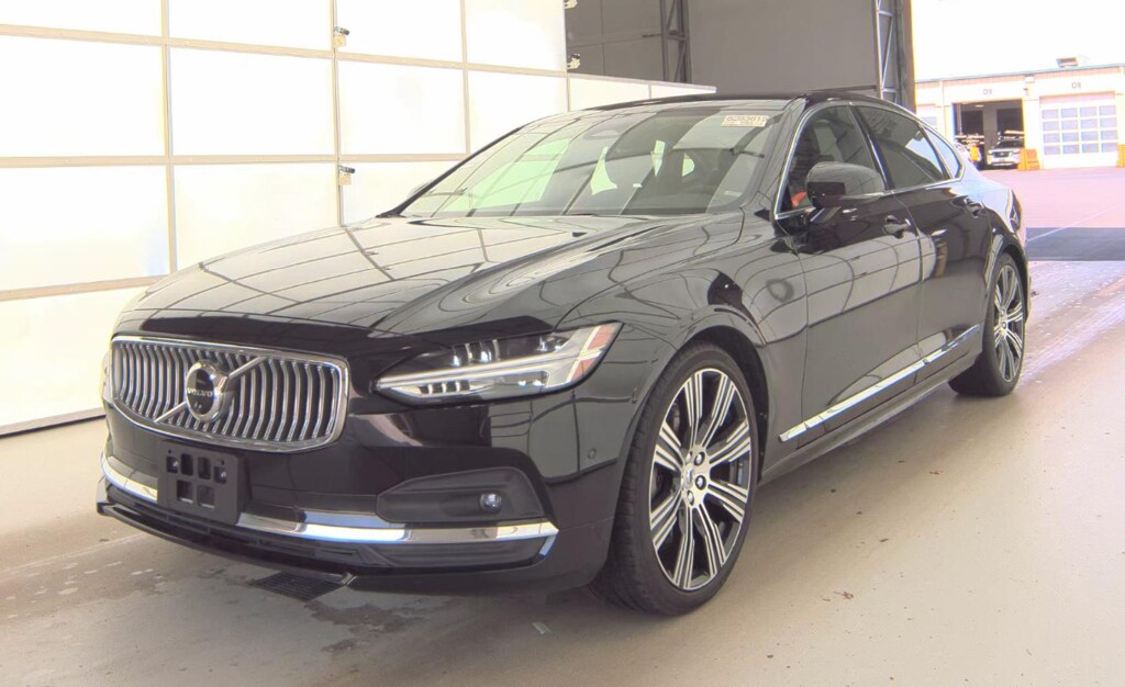 Used 2023 Volvo S90 Ultimate Sedan