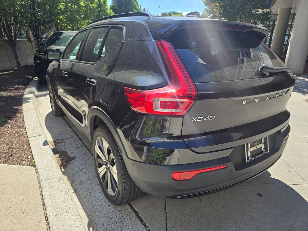Certified 2023 Volvo XC40 Recharge Pure Electric Twin Plus SUV