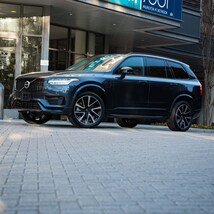 2023 Volvo XC90 Recharge Plug-In Hybrid Ultimate SUV