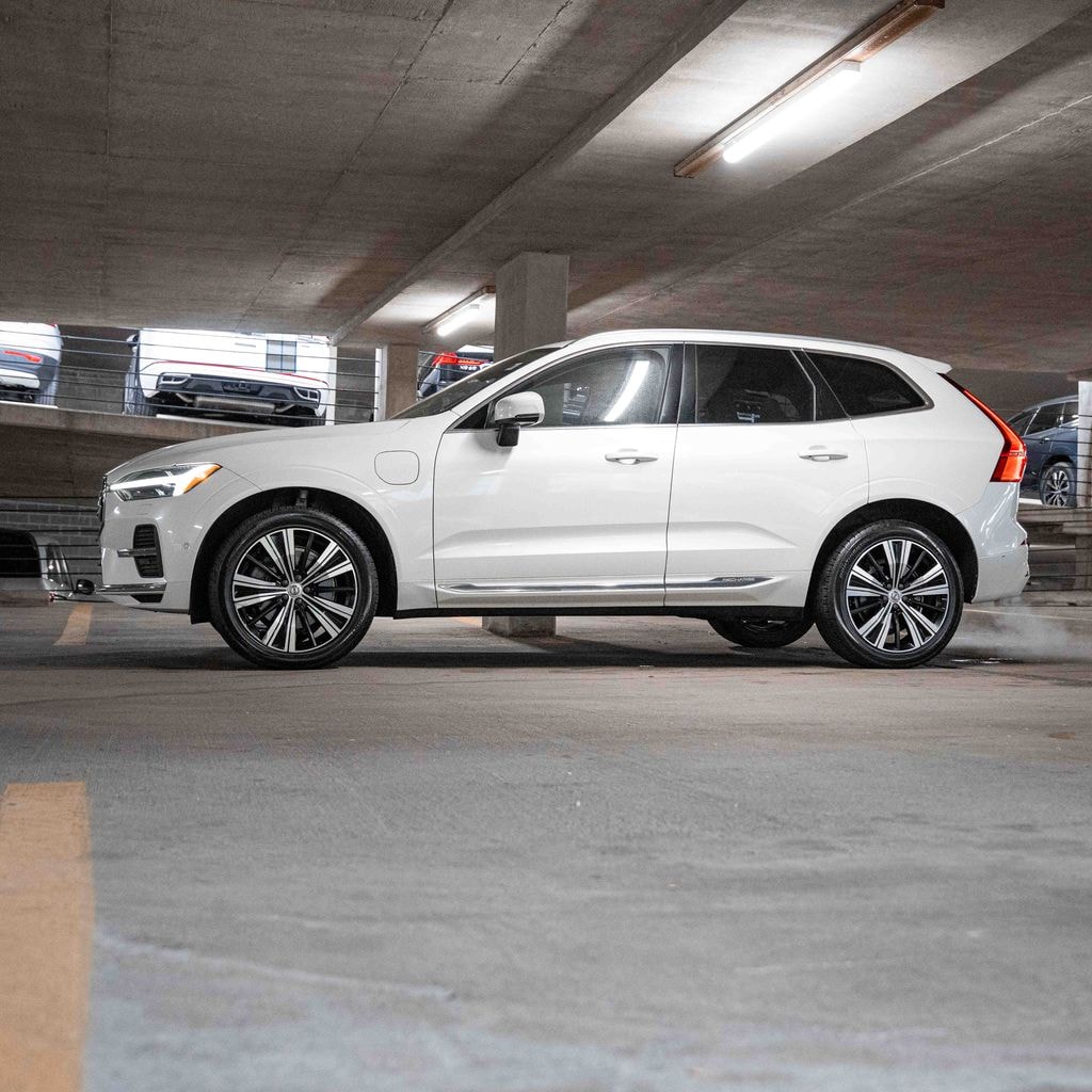 Used 2023 Volvo XC60 Recharge Plug-In Hybrid T8 Plus Bright Theme SUV