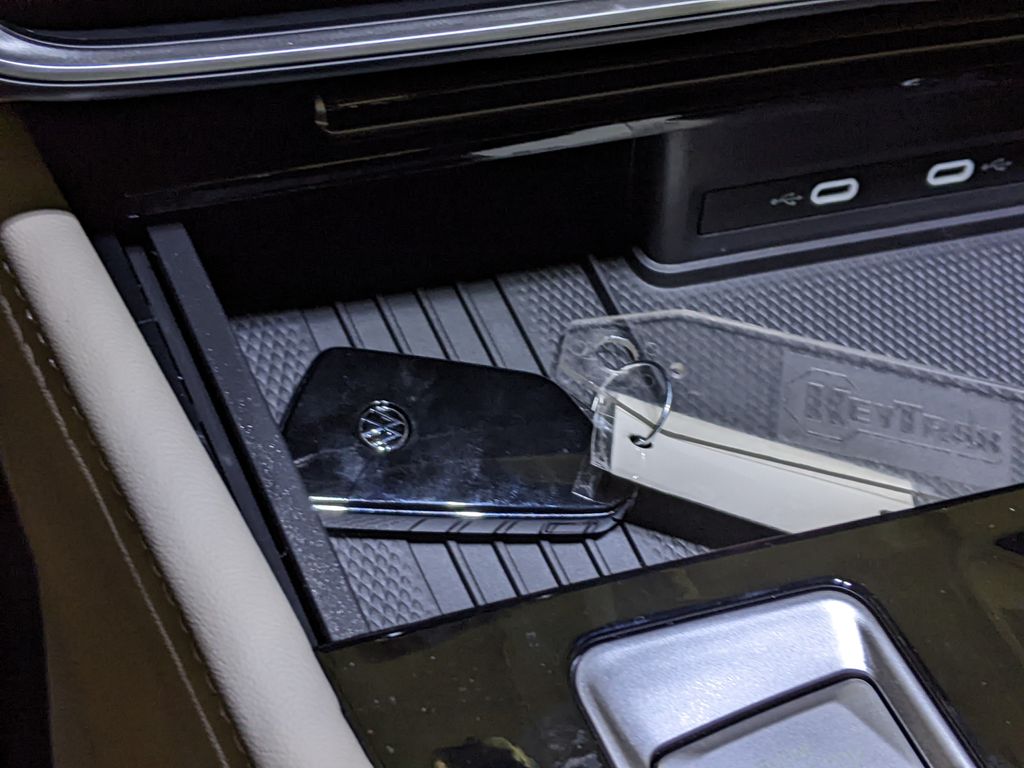 2026 Volkswagen Atlas SE w/Tech - Photo 19