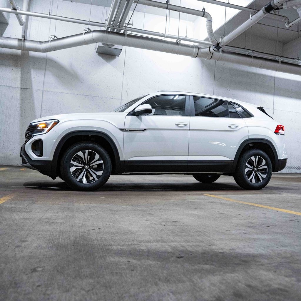 New 2026 Volkswagen Atlas Cross Sport 2.0T SE SUV